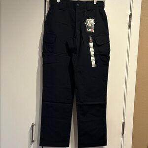 NWT 5.11 Tactical Men's Navy Stryke Pant